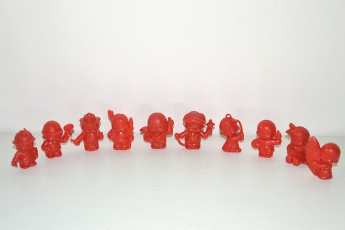Lot figurine rouge bonux - lot,