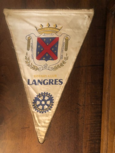 Ancien fanion rotary club - du,