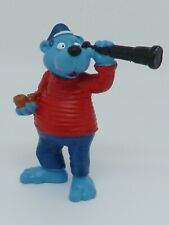 ANCIENNE FIGURINE PVC CHIEN BLEU MARIN AVEC UNE LONGUE VUE