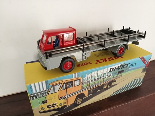 Dinky toys camion saviem - dinky,