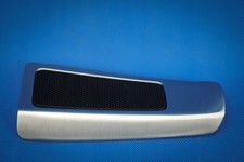 Grille de haut-parleur A8 4H