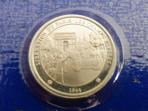 Superbe mini médaille argent - superbe,