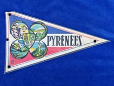 JOLI Nice ! FANION VINTAGE Pennant - BEKA - PYRENEES - CARAVANE VELO VESPA
