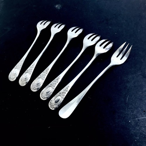 Fourchettes huître - fourchettes, À