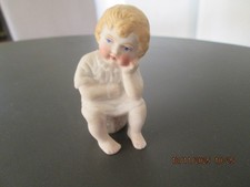 FIGURINE MINIATURE  PIANO BABY