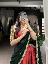 Lehenga Choli Ensemble Neuf