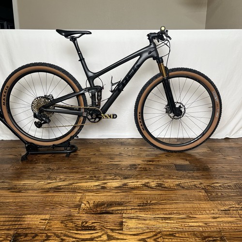 Large trek top fuel - top,