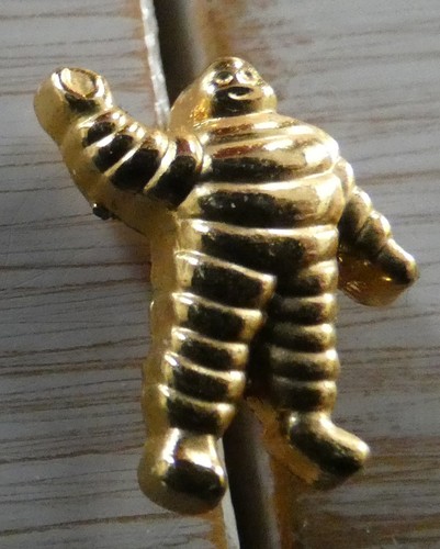 Rare petit pin bib - pin's, bibendum
