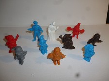 figurines publicitaires LA ROCHE AUX FEES