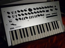 Korg Minilogue Shynthétiseur Analogique Polyphonique 4 voix - En Excellent Etat
