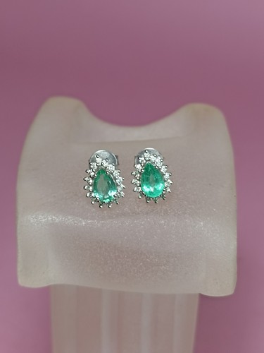 Boucles oreilles 14 - d'oreilles,
