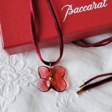 BACCARAT Ortensia K18 tour de