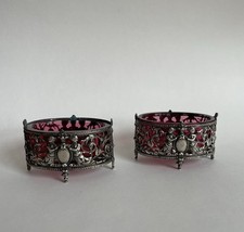 Paire De Salerons Argent Massif Anciens Et Verre Rouge