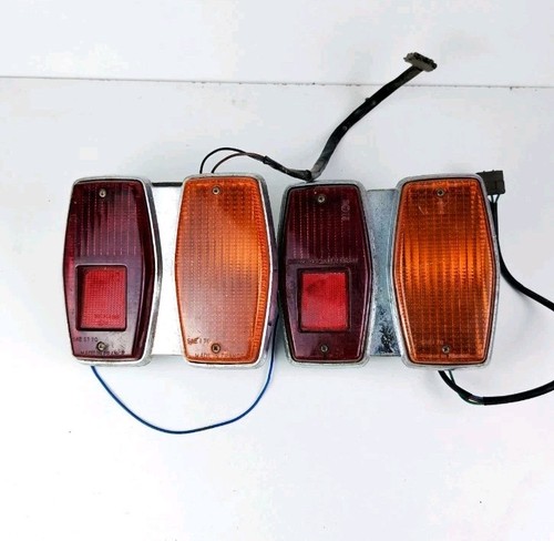 Lot feux arriere peugeot 304 - lot,