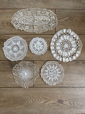Lot de 6 napperons broderie