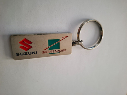 Porte clés automobile suzuki - porte-clés,