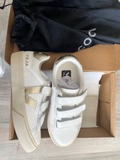 VEJA Recife Chromefree Cuir Triple Bracelet Fermeture Baskets Blanc Femmes UK 3