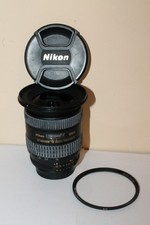 Zoom grand-angle Nikon AF-D 18-35 mm ED + filtre 77 mm