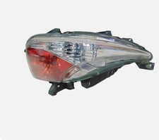 Feu arrière droit stop et