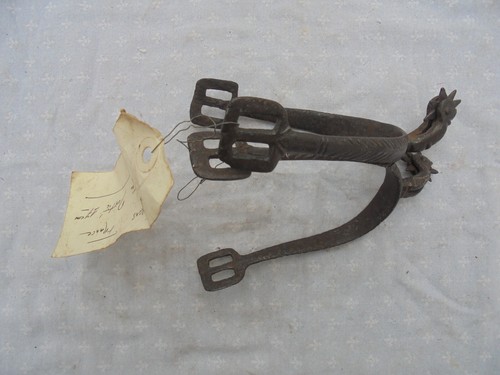 Rare paire eperons - rare,