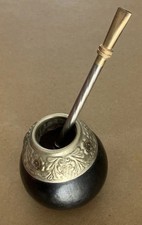 Pot et paille à mate