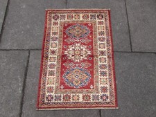 Tapis Oriental En Laine Rouge