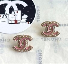 Lot de 2 boutons CHANEL