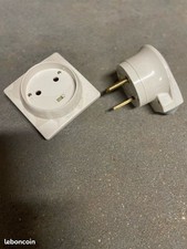 LOT PRISE MALE/FEMELLE 32A