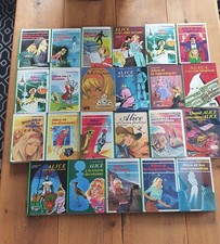 Lot de 23 Bibliothèque Verte Alice de Caroline Quine Vintage