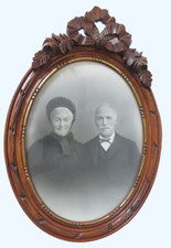 CADRE EN BOIS SCULPTE FRONTON NOEUD RUBAN 54 x 37 CM XIXEME LOUIS XVI