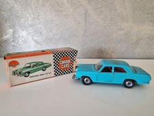 MERCEDES BENZ 250 CHIQUI CARS