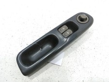 COMMANDE LEVE-VITRE AVANT