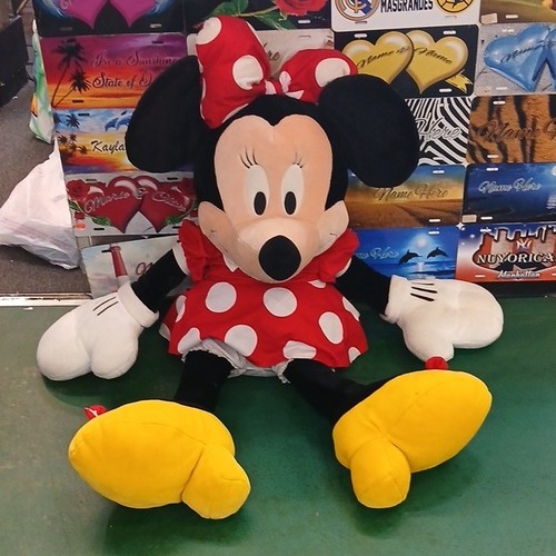 Giant minnie mouse - 51",