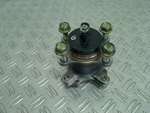 Fusee arriere gauche suzuki - fusee,