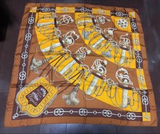 HERMES Carre 90 Soie 100%