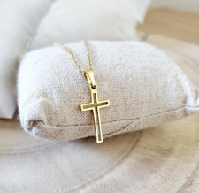 Collier pendentif croix acier