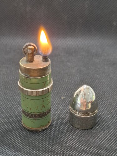 Ancien briquet essence - briquet,