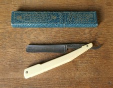 ANCIEN BOITE DE RASOIR