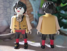 Dracula vampire maléfique en costume époque noble PLAYMOBIL 71651 HALLOWEEN