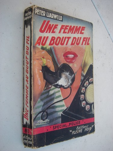 Une femme bout - une,