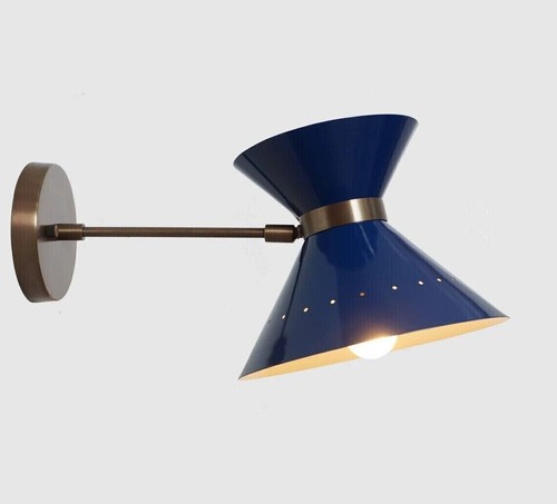 Mid century style - mid, brass