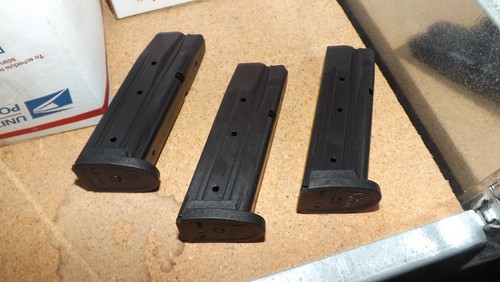 Lot new 10rd magazines - lot,