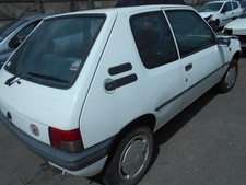 Custode arriere gauche PEUGEOT 205 PHASE 2 856918