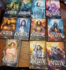 Les CHEVALIERS D'EMERAUDE tomes 1/2/3/4/5/6/7/8/9/11/12 Anne Robillard Manque 10