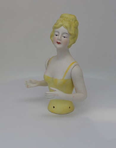 Demi poupee figurine mata - figurine, hari