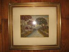 ANCIENNE TAPISSERIE CANEVAS FAIT MAIN DANS UN CADRE EN BOIS DORÉ DATANT DE 1929