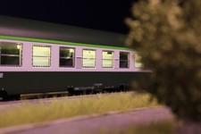 HO 1/87 Réglette éclairage intérieur led UIC Seconde Classe B10 Roco