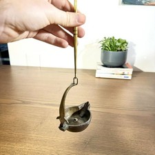 Lampe à huile ancienne en