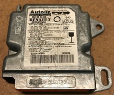 Calculateur d'air bag Renault Twingo 8200402401 550885300