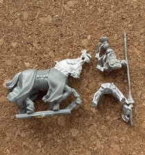 Warhammer Bretonnian Grail Knight w/ Lance Metal w/ Horse OOP S2
